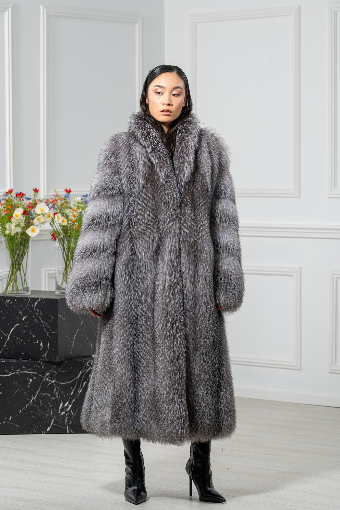 Blue Frost Fox Skin Natural Long Hair Coat L1 L/O 22Mf7950 | MANZARI