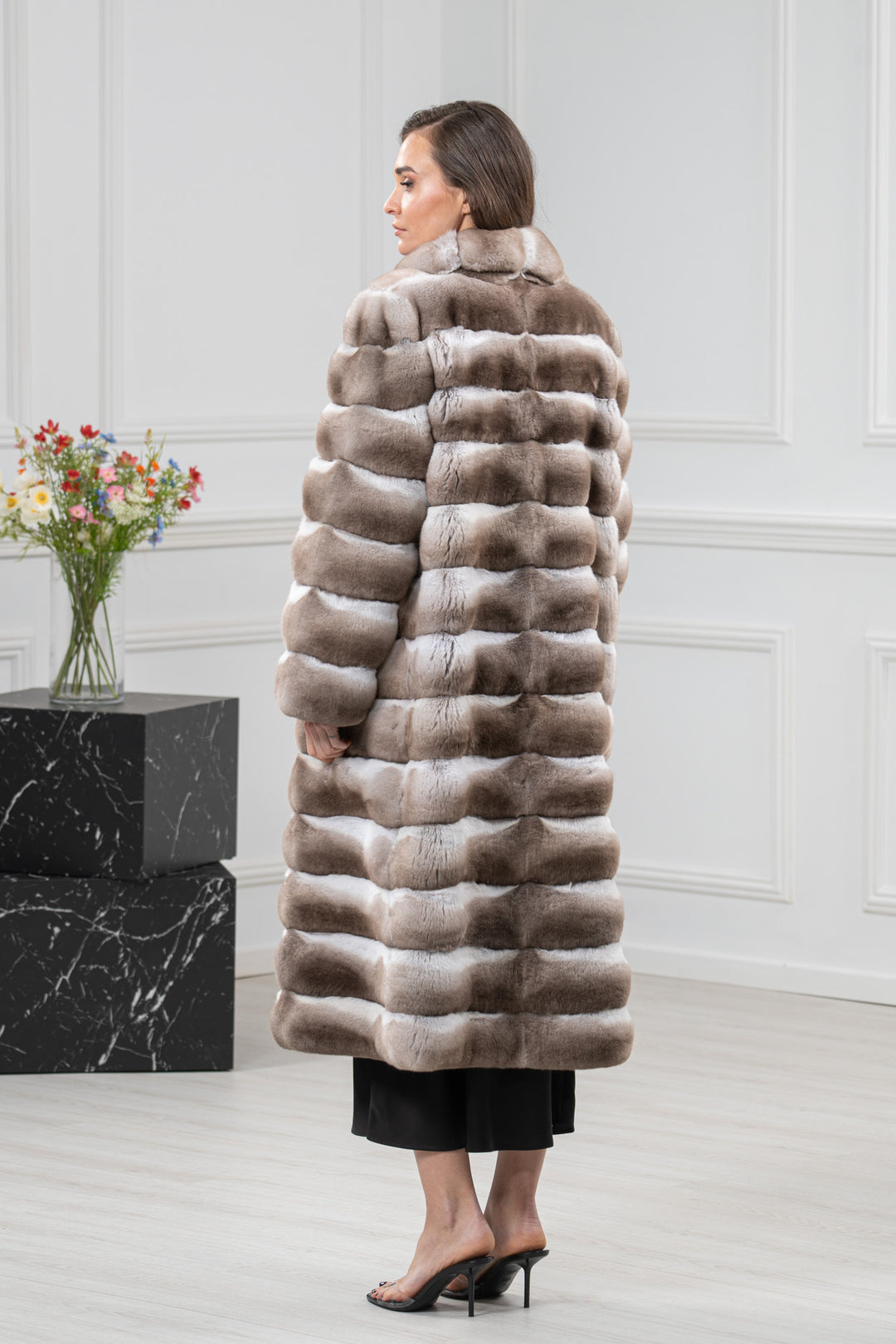 Dark Beige Chinchilla Fur Coat - Women&