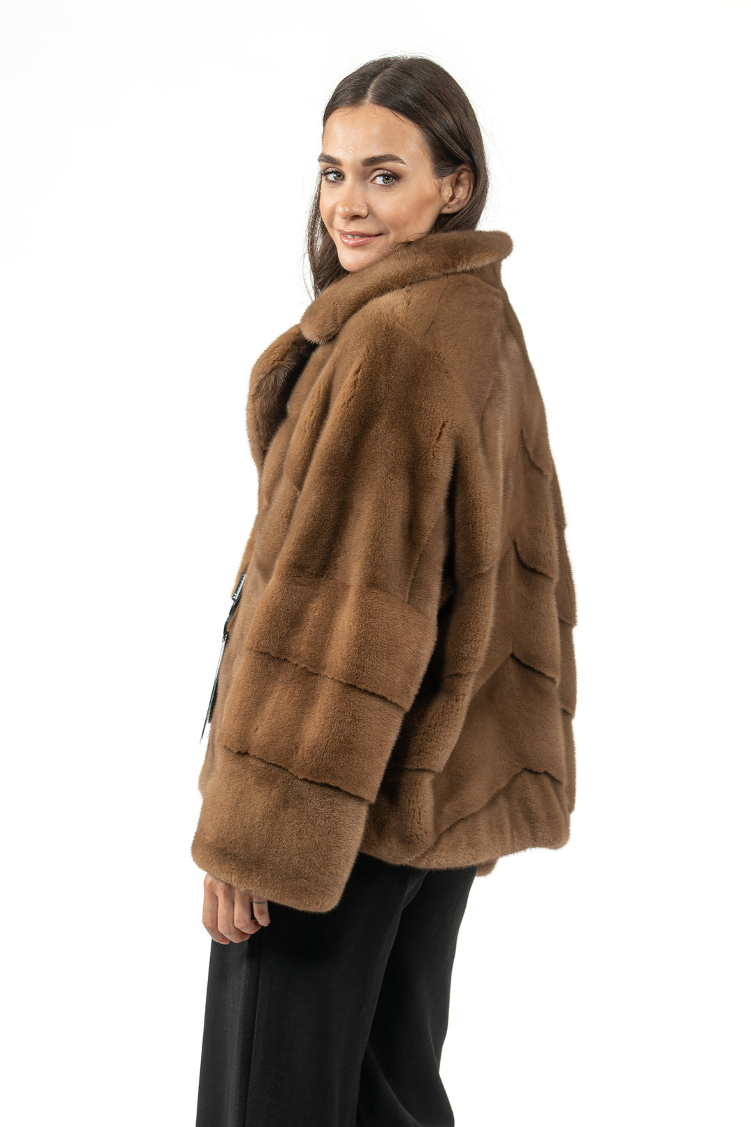 Elegant Maple Mink fur coat for a refined look