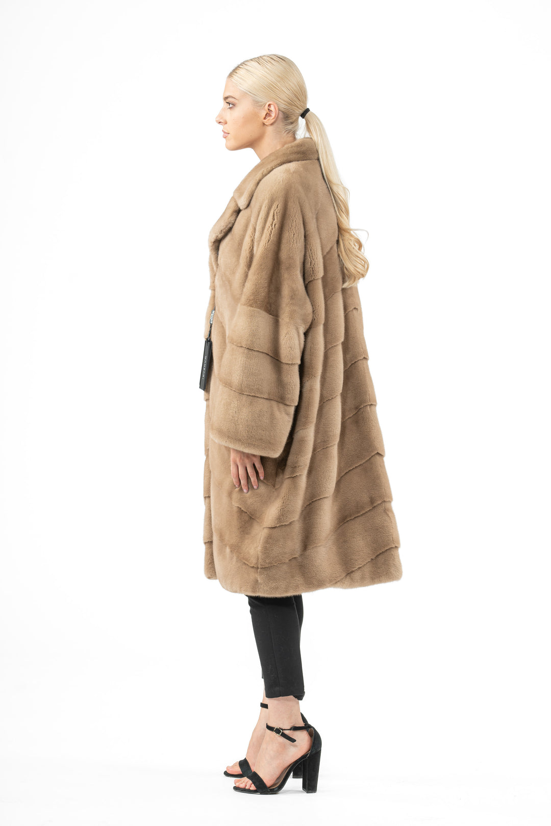 Chic Sand Mink fur coat by manzari for a bold statement