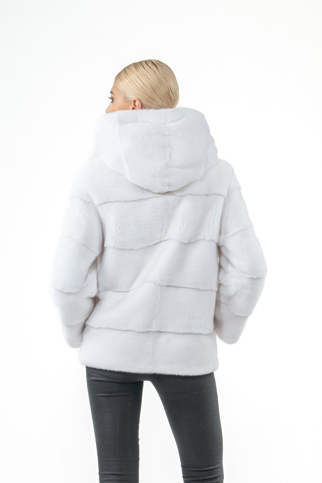 High-quality White Mink fur coat for luxury lovers