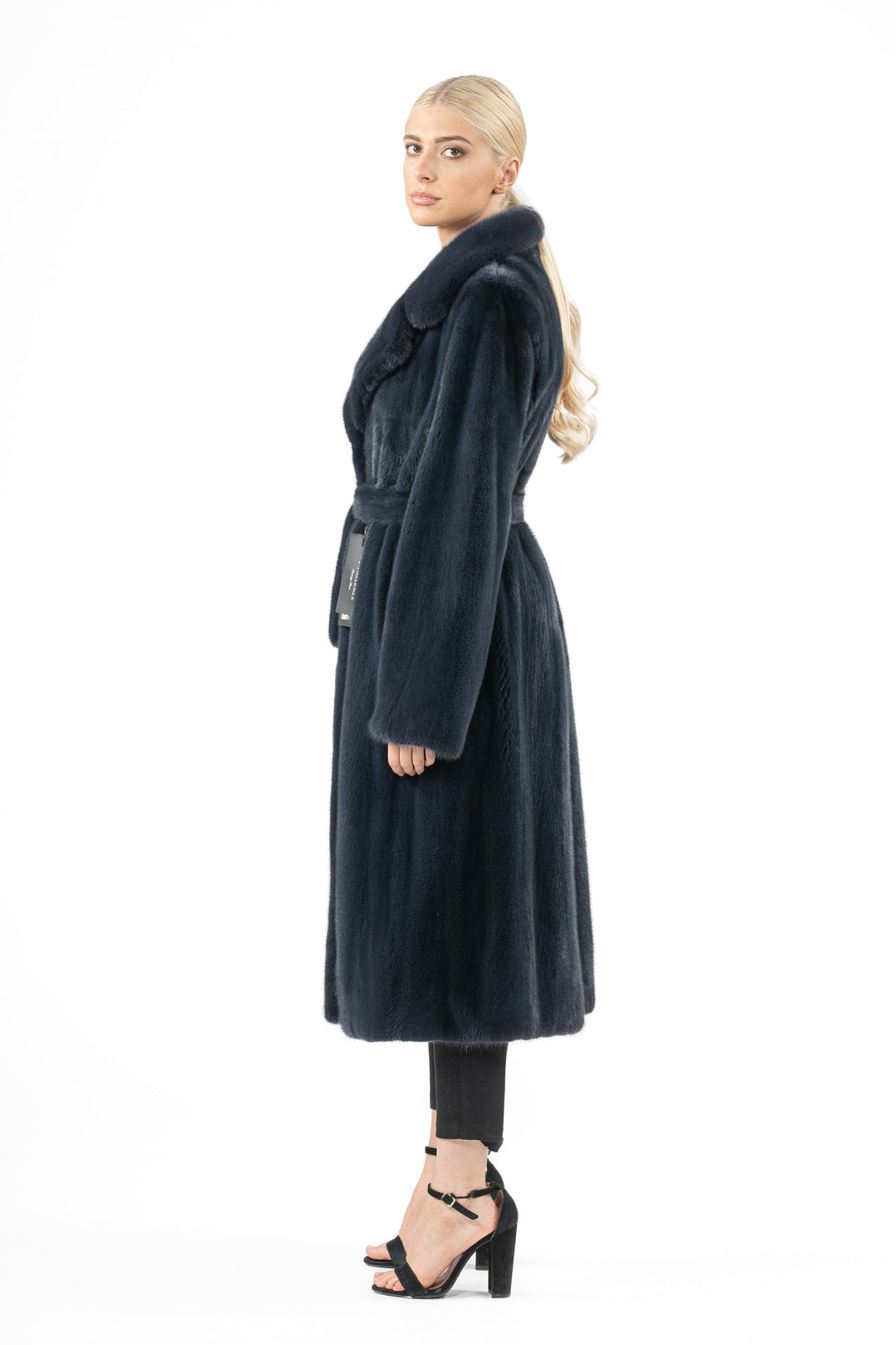 Chic Night Sky Mink fur coat by manzari for a bold statement