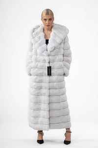 High-quality Snow White Chinchilla fur coat for luxury lovers