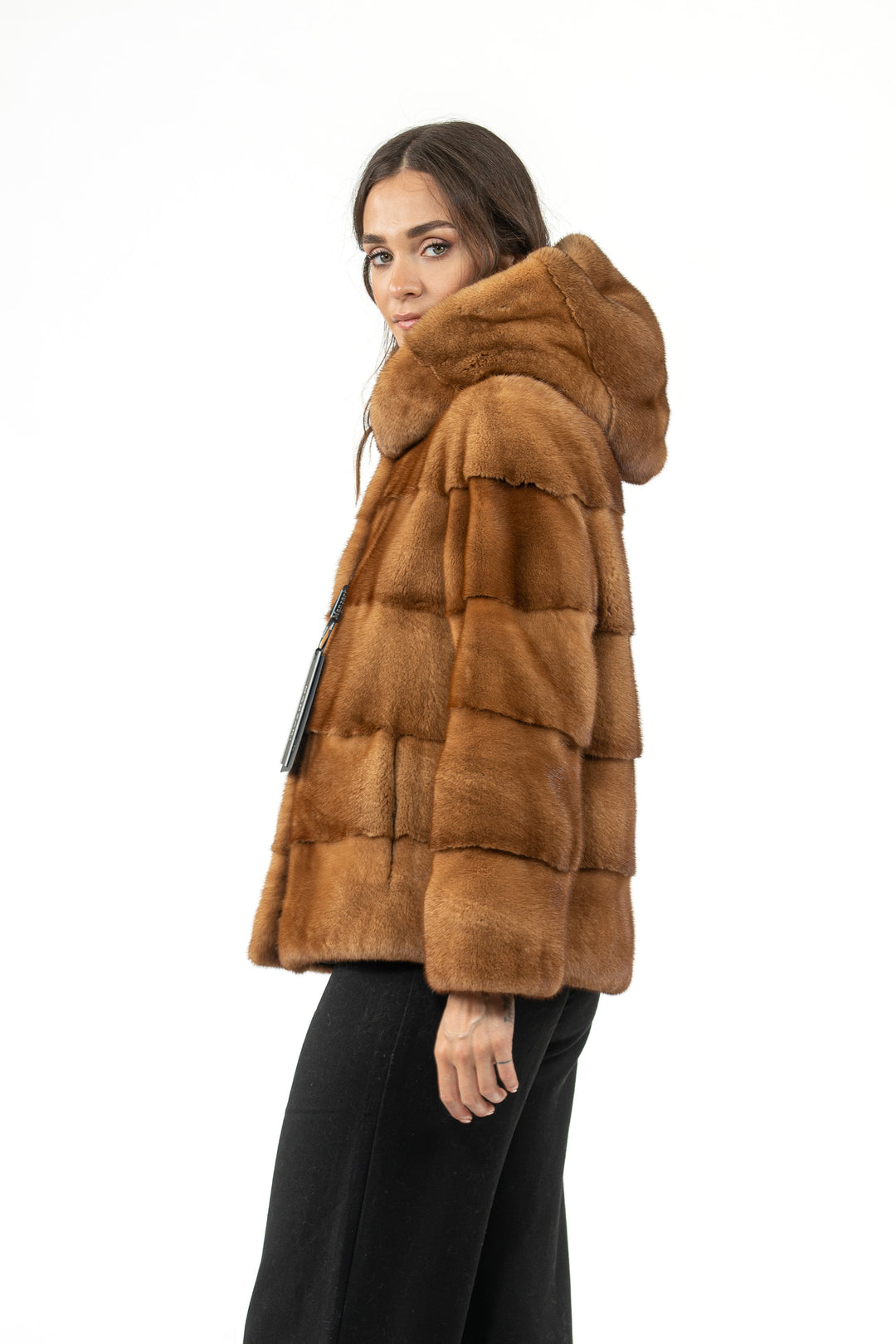Manzari Gold Mink fur coat for a timeless appeal