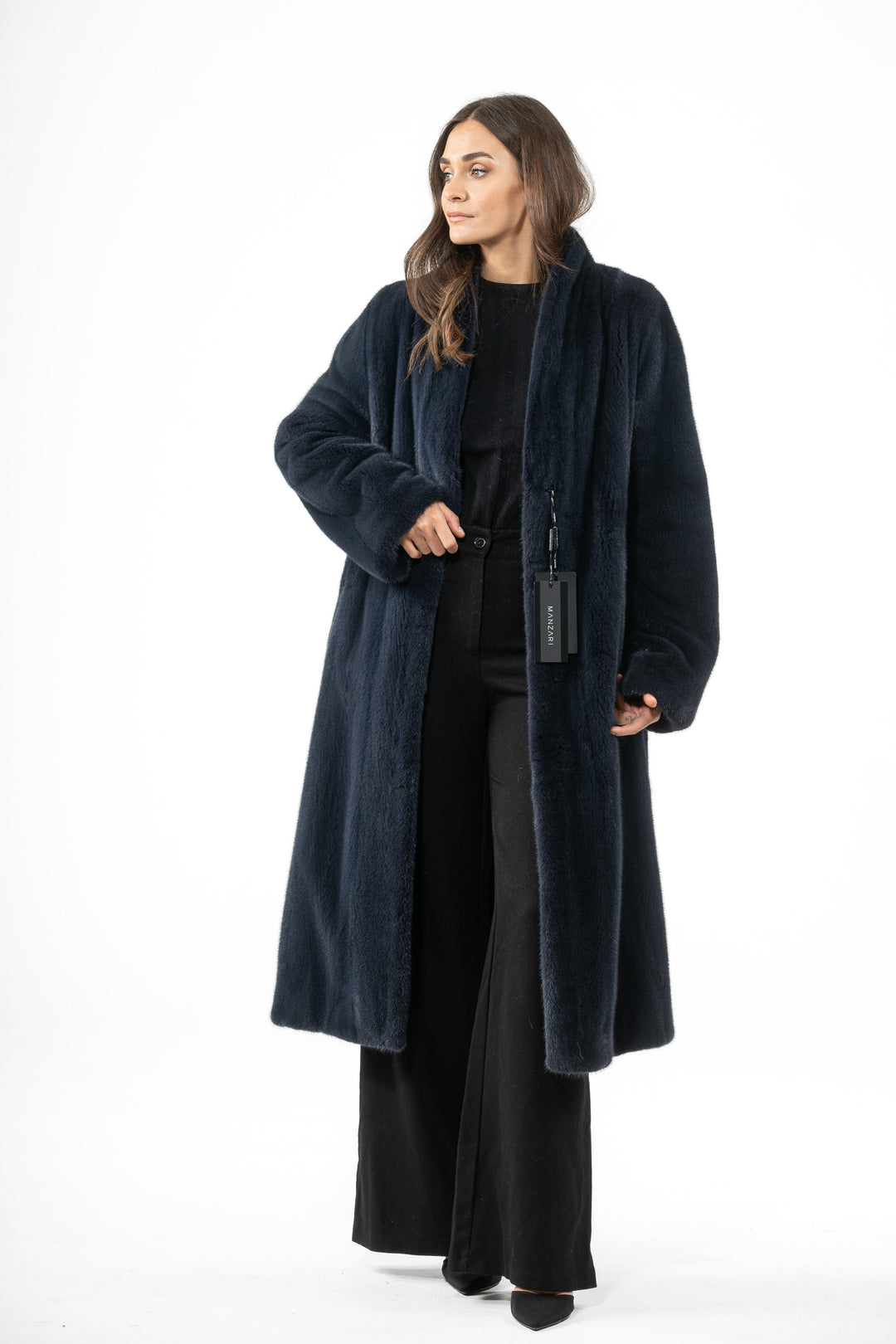 Manzari mink fur coat with a modern touch