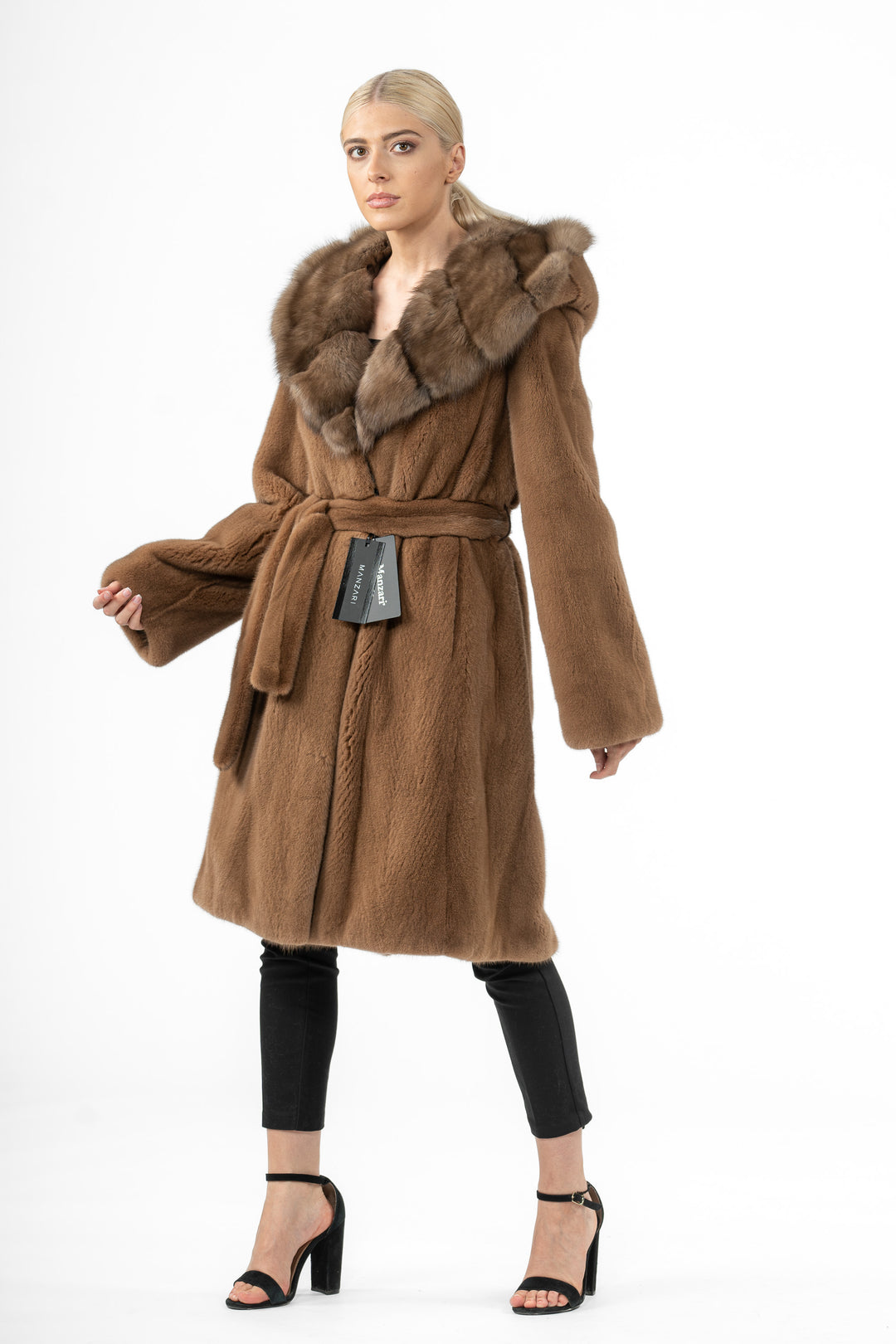 Elegant Maple Mink fur coat for a refined look