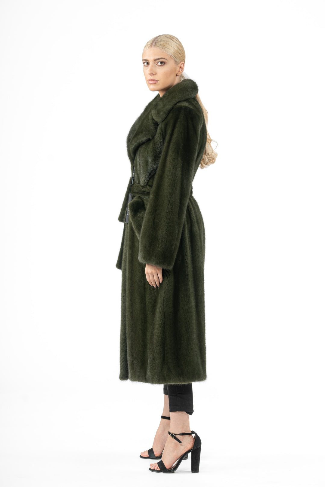 Manzari Dark Olive Mink fur coat with a modern touch