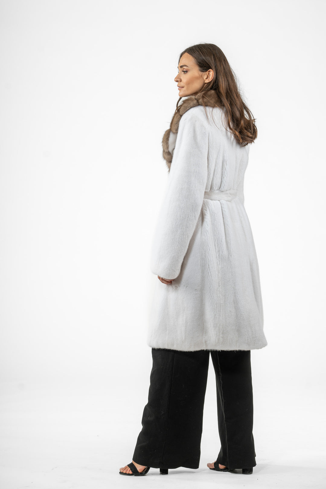 Chic White Mink fur coat by manzari for a bold statement