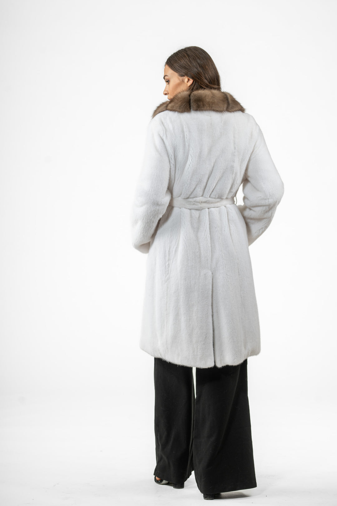 High-quality White Mink fur coat for luxury lovers