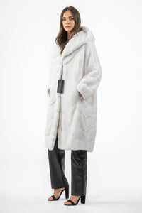 Classic White Mink fur coat by manzari