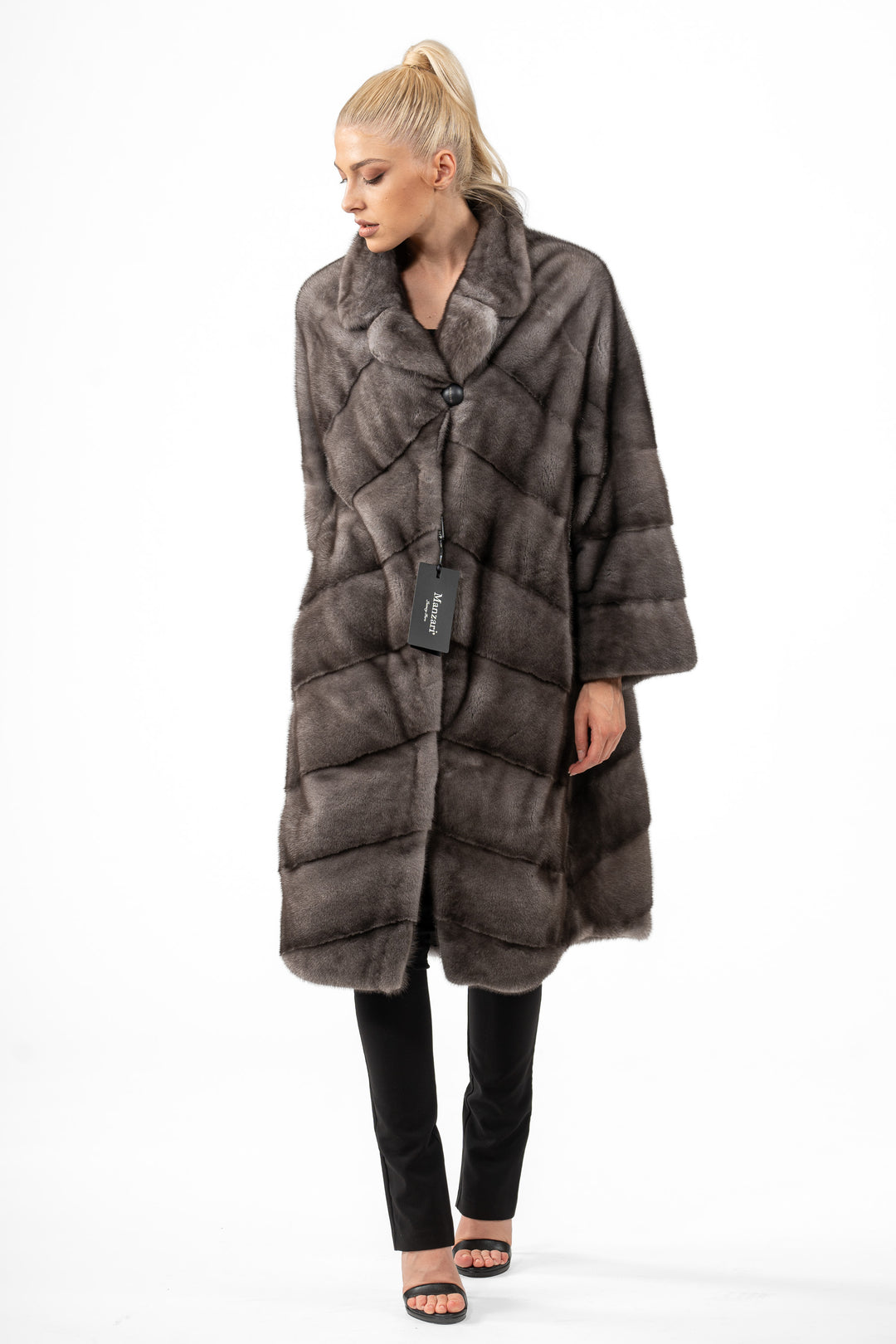 Elegant Blue Iris Mink fur coat for a refined look