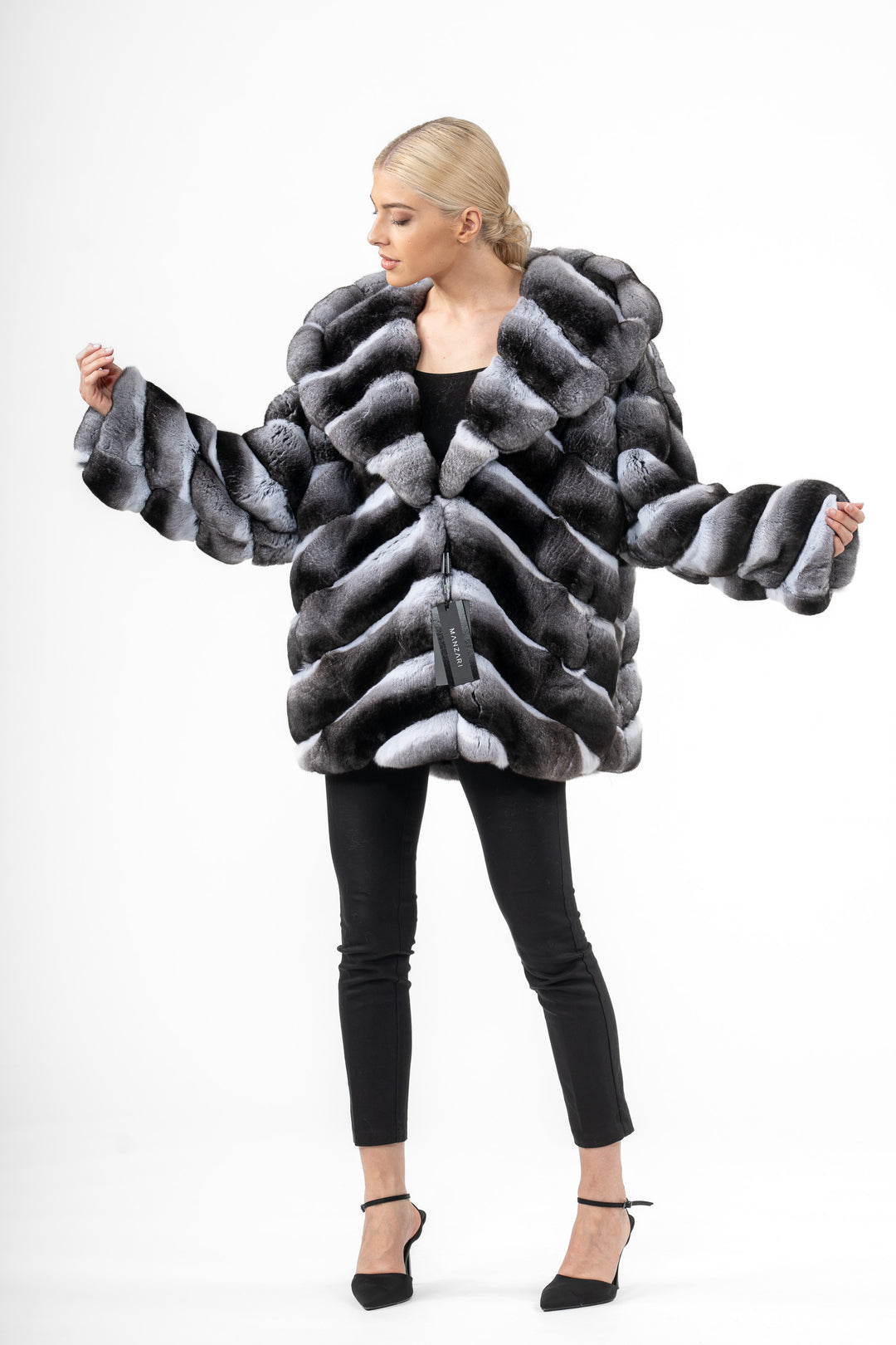 Model wearing a Natural Chinchilla fur coat by manzari