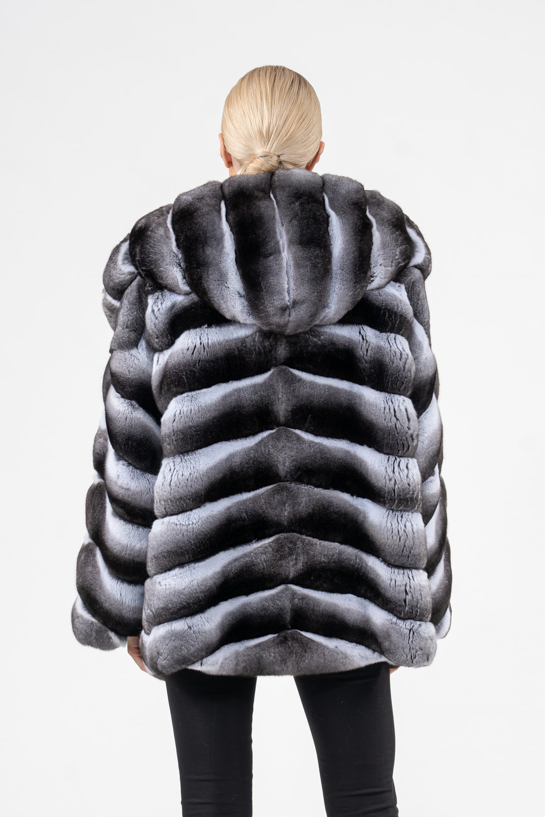 Model wearing a Natural Chinchilla fur coat by manzari