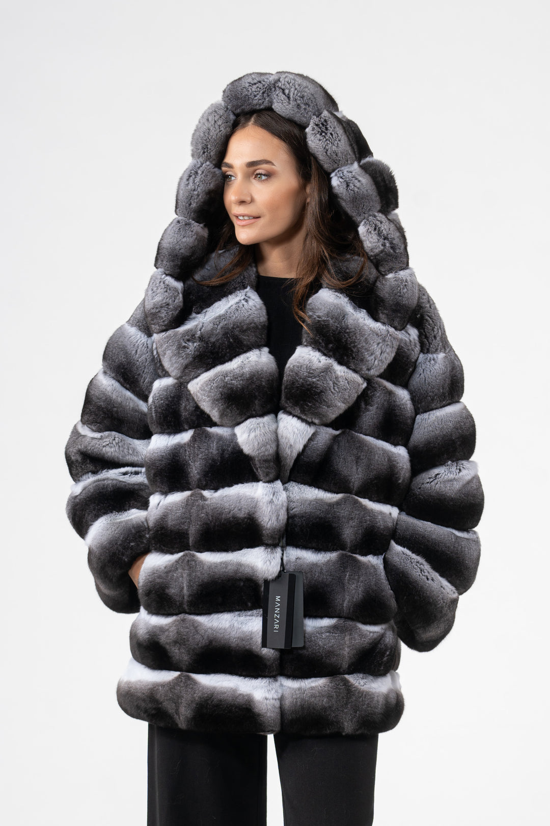 High-quality Natural Chinchilla fur coat for luxury lovers