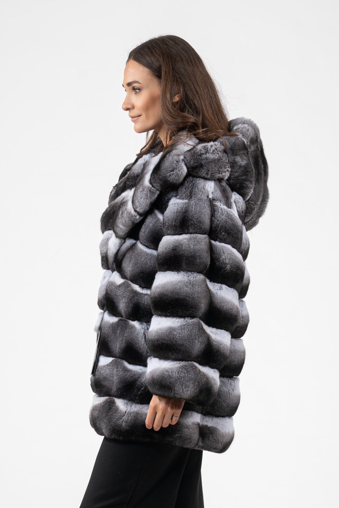 Soft and luxurious Natural Chinchilla fur coat by manzari