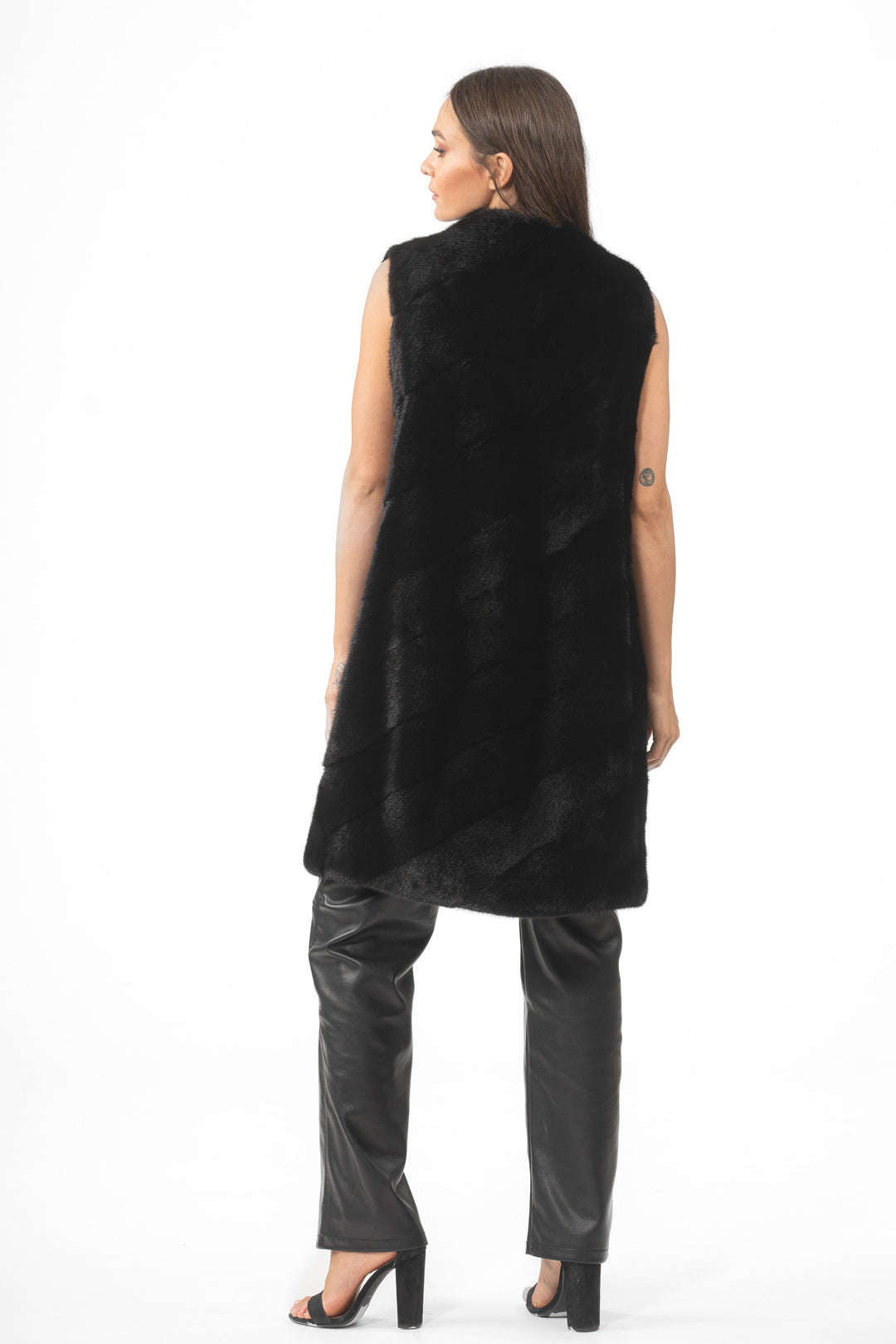 Classic Black Mink fur coat by manzari