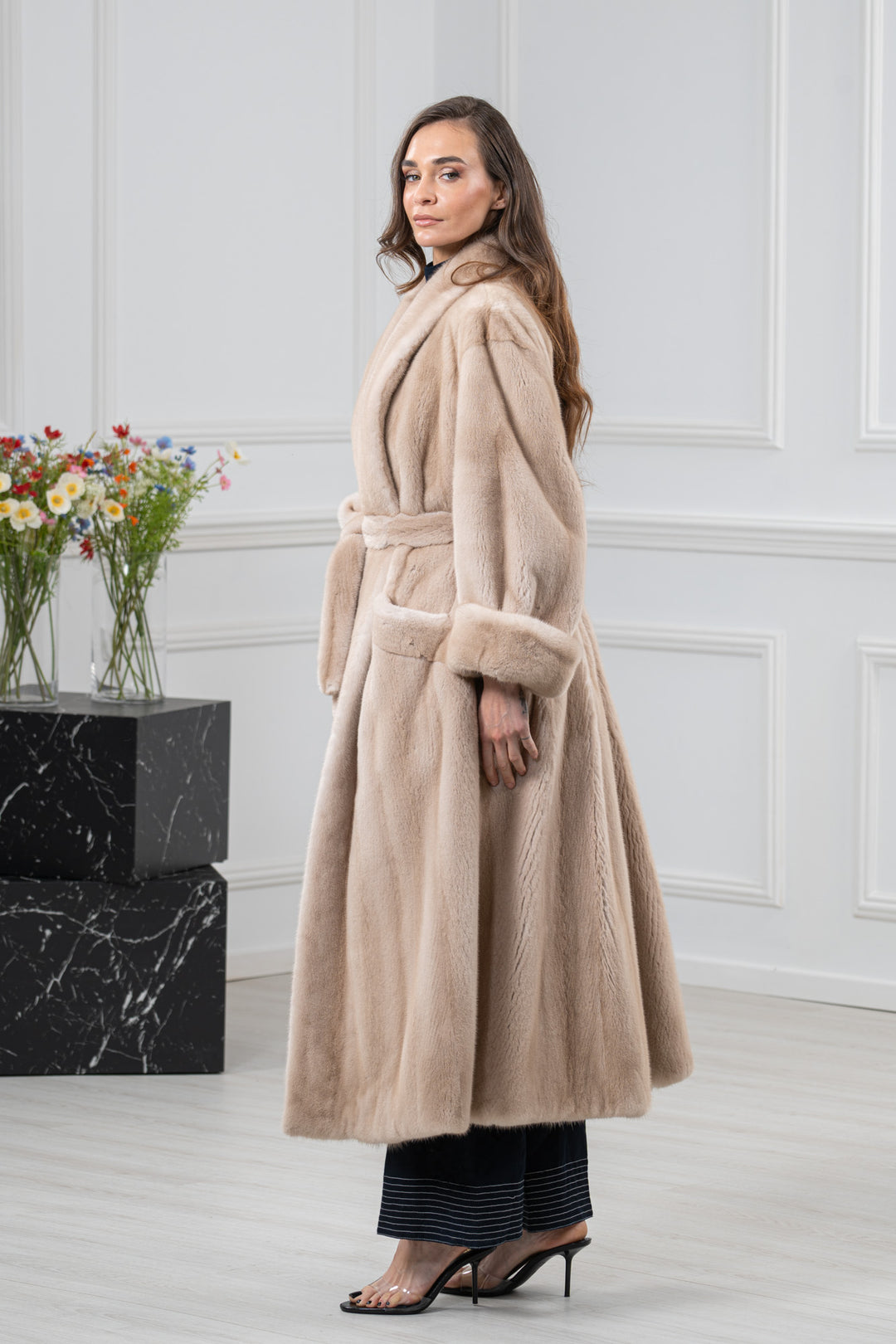 Palomino Mink Fur Coat - Women&