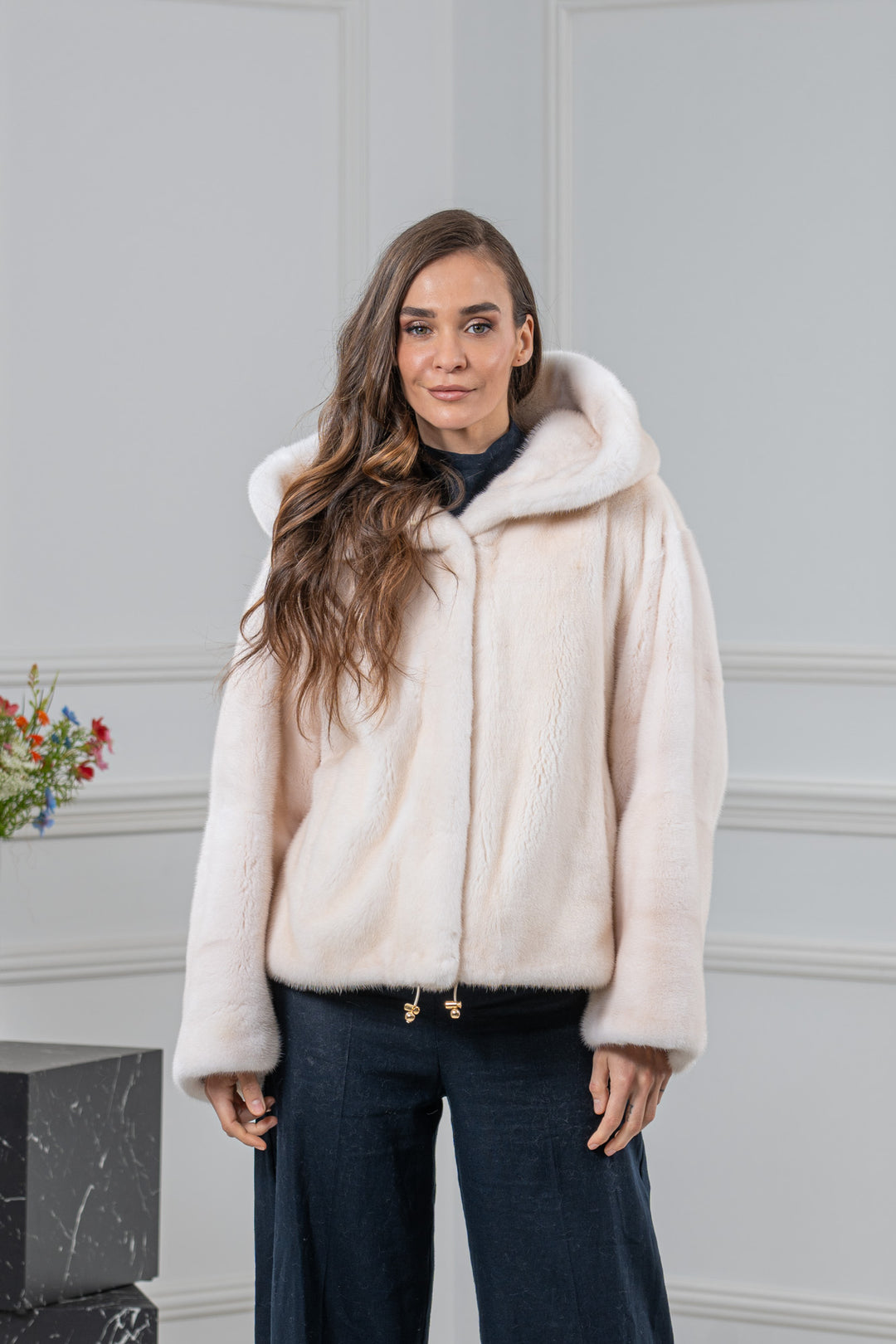 Pearl Mink Fur Short Jacket With Hood - Women&