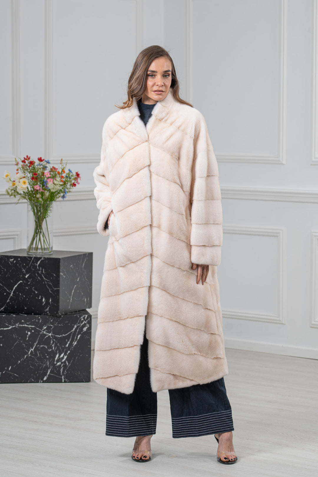 Pearl Mink Fur Coat - Women&