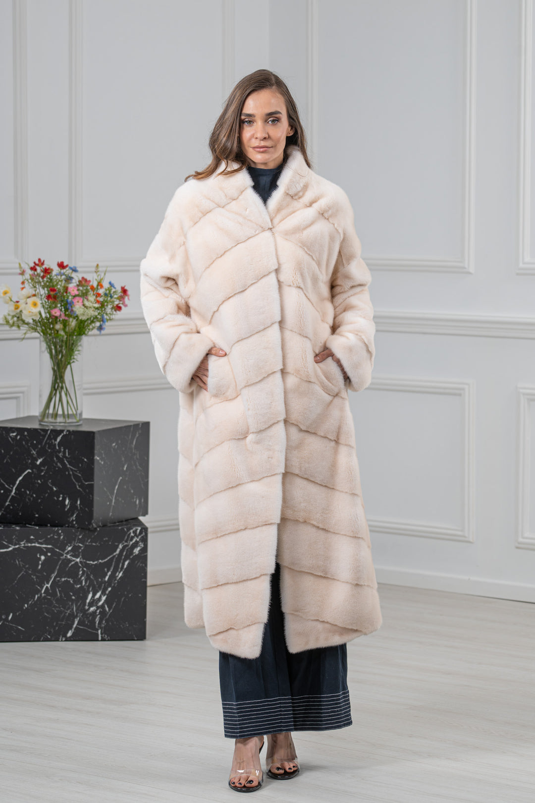 Pearl Mink Fur Coat - Women&