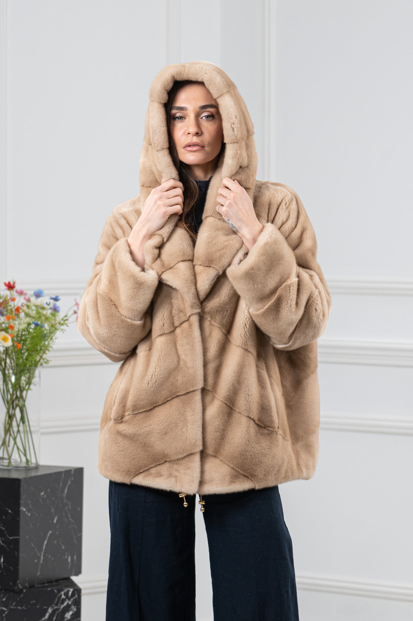 Mink Palomino Velvet Short Jacket Hood A/K 20M663 | MANZARI