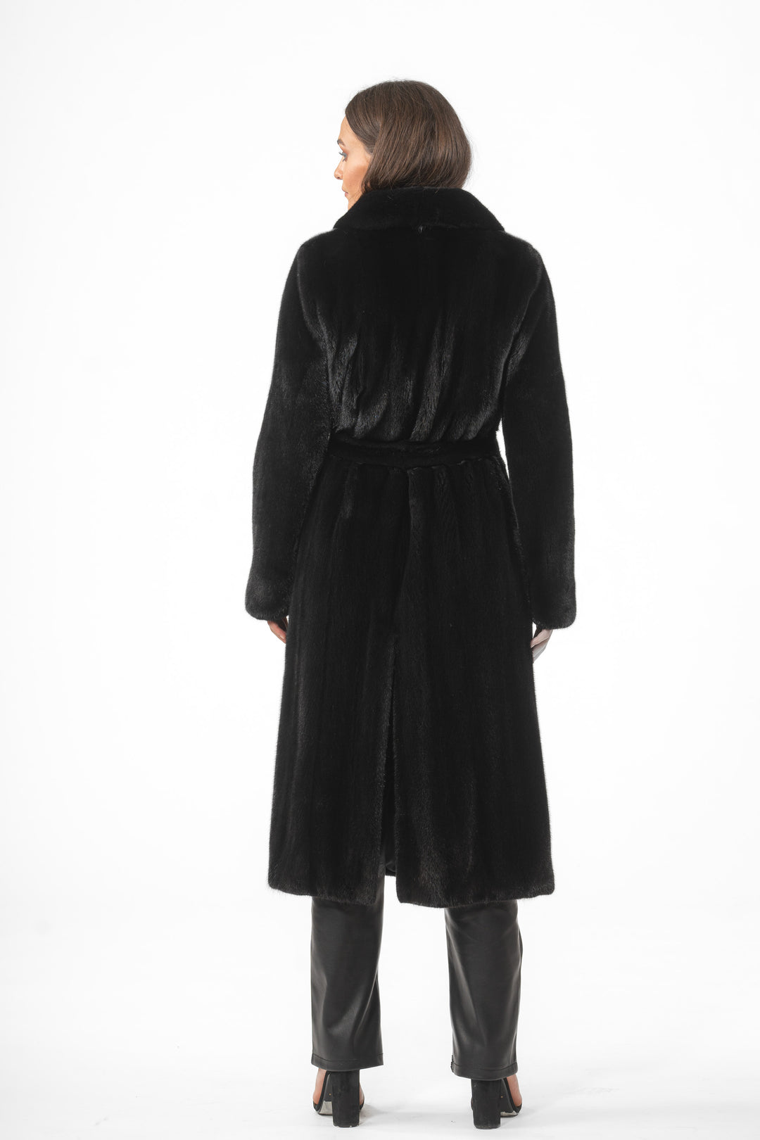 Classic Black Mink fur coat by manzari
