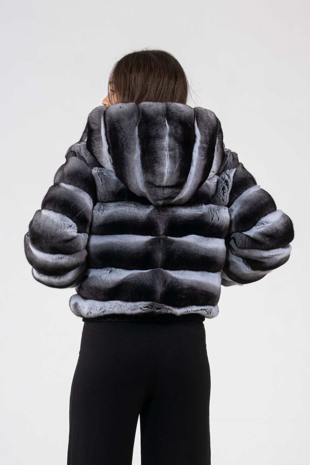 Manzari Natural Chinchilla fur coat for a timeless appeal