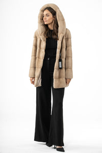 Chic Palomino Mink fur coat by manzari for a bold statement