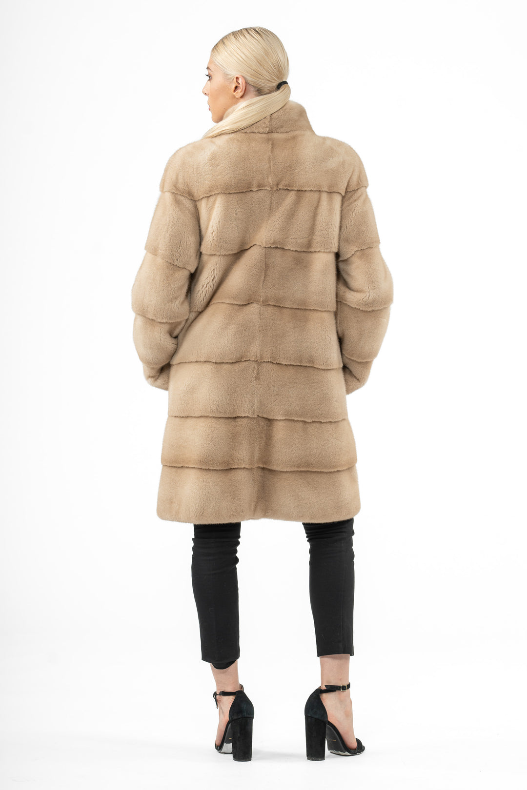 Chic Palomino Mink fur coat by manzari for a bold statement