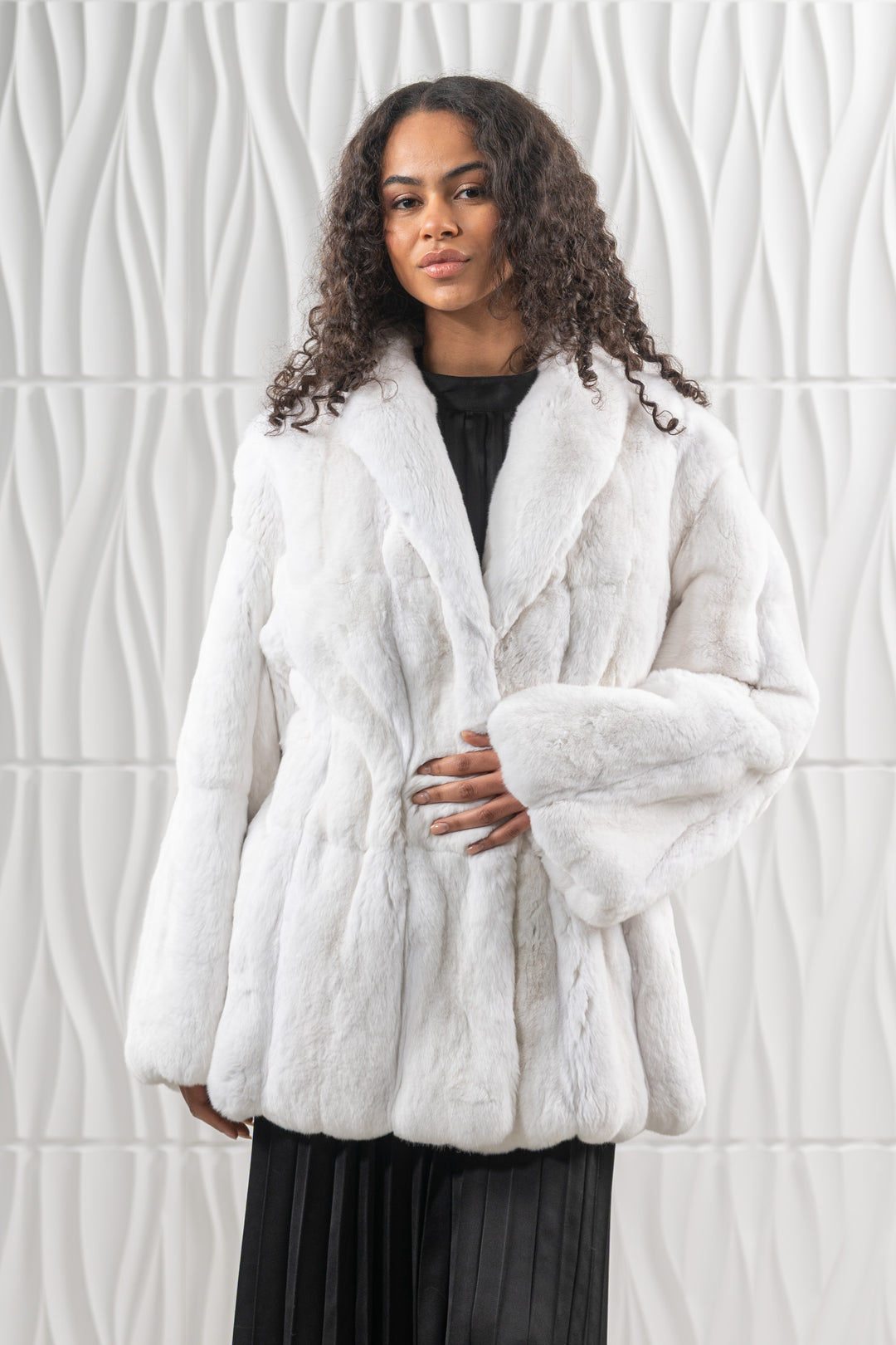 Manzari Snow White Chinchilla fur coat for ultimate elegance