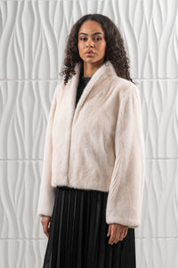 Manzari Pearl Mink fur coat for a timeless appeal
