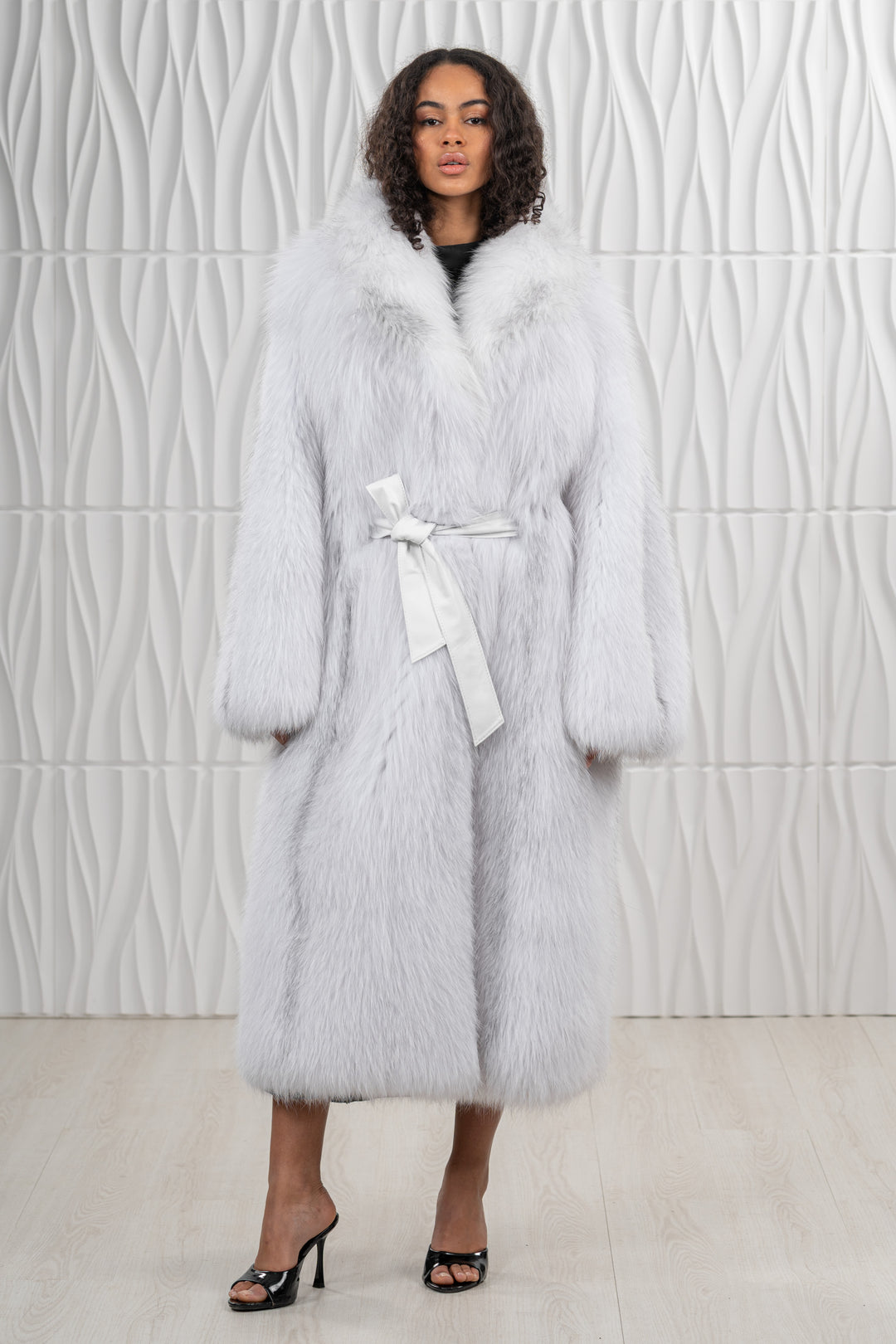 Manzari Artic Marble Fox fur coat for a luxurious feel