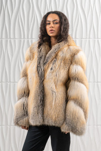 High-quality Golden Island Fox fur coat for fashion enthusiasts