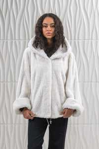 Classic White Mink fur coat by manzari