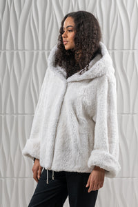 High-quality White Mink fur coat for luxury lovers