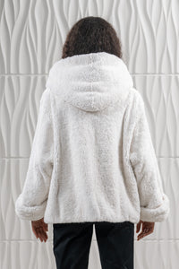 Elegant White Mink fur coat for a refined look