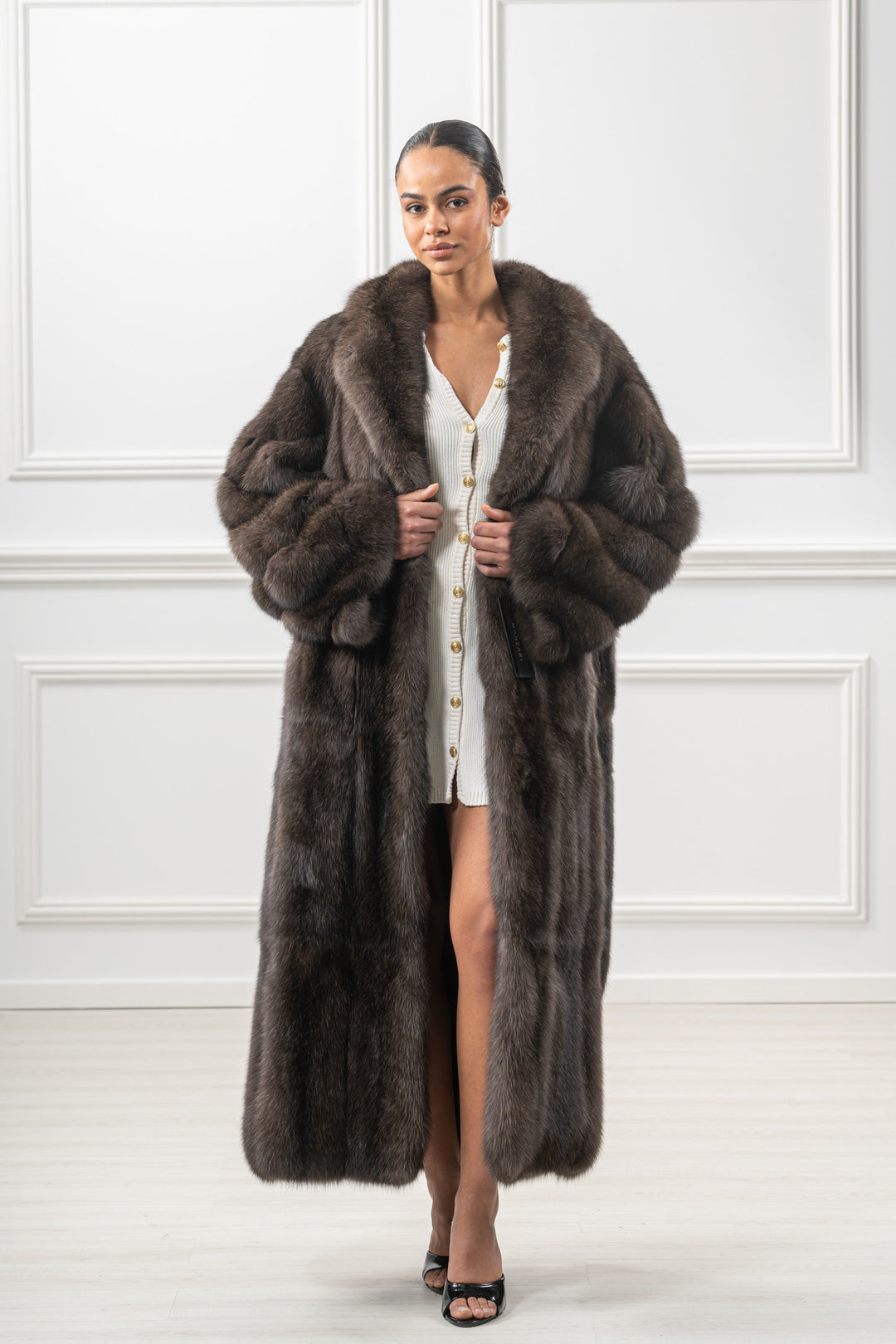 Manzari Carbonio Russian sable fur coat for a timeless look