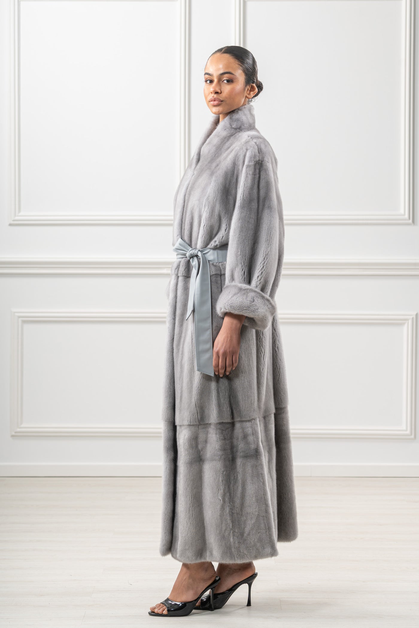 Classic mink fur coat by manzari