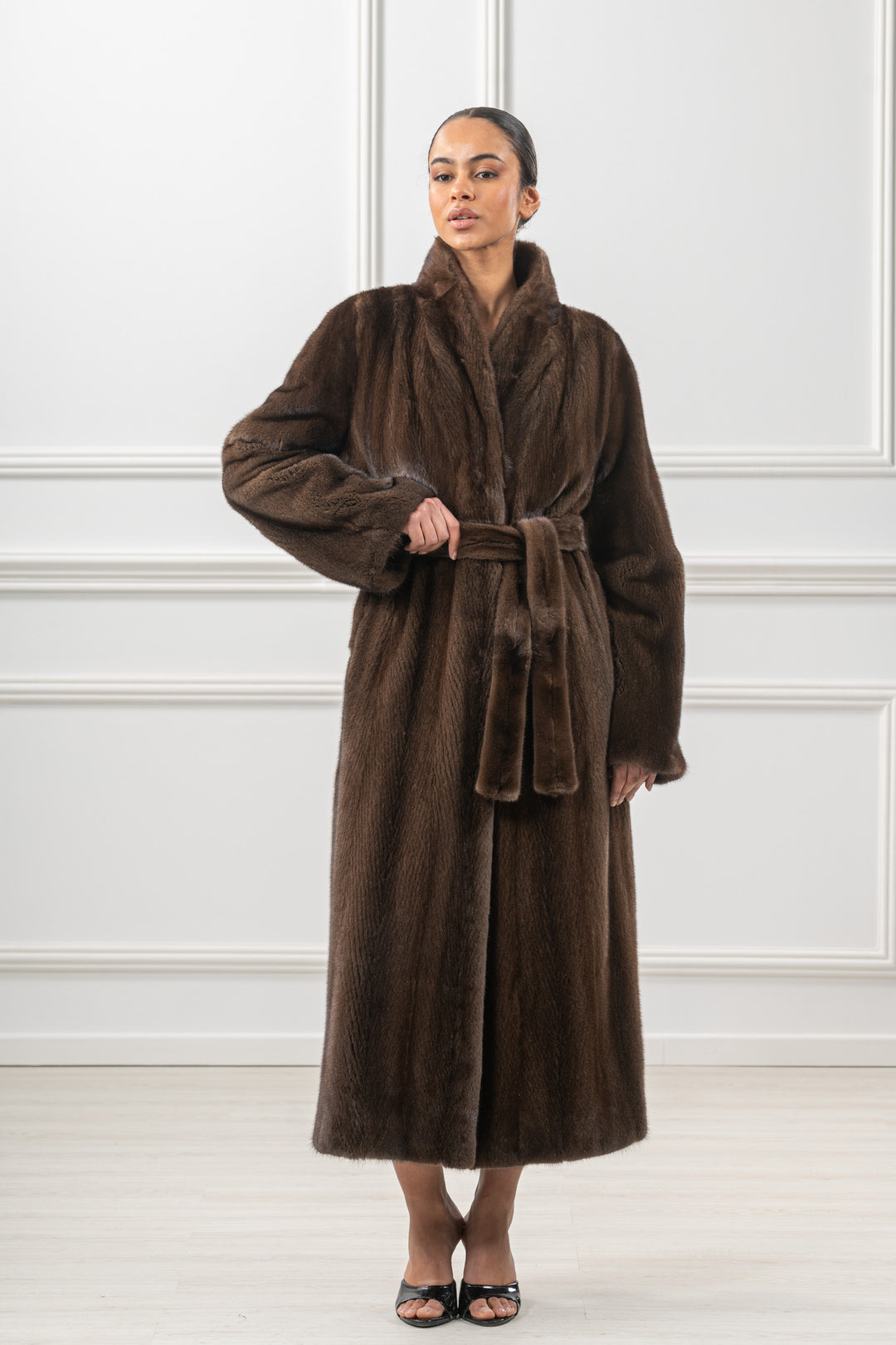 Chic Star Light Mink fur coat by manzari for a bold statement