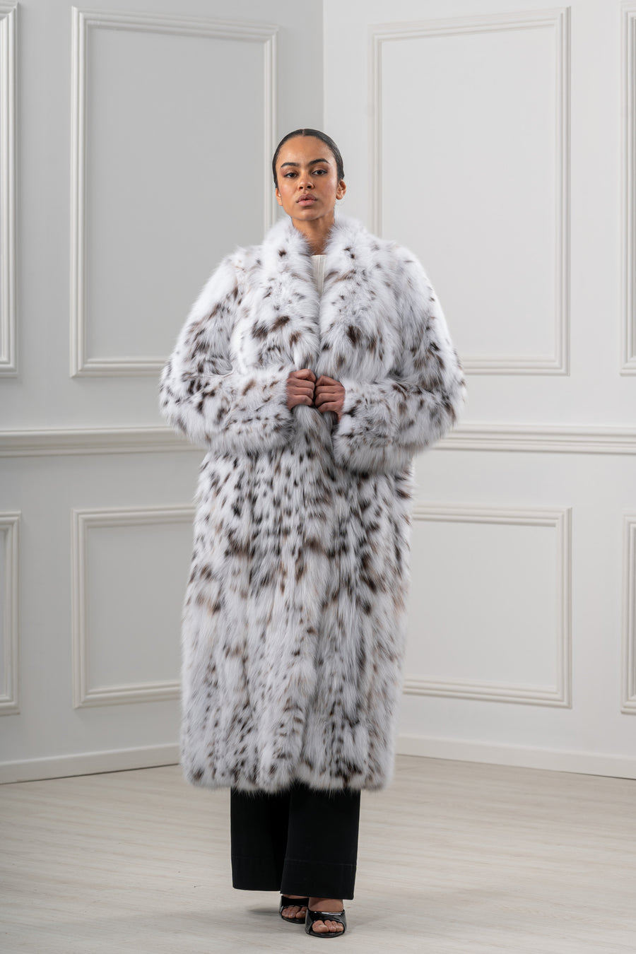 Bobcat Full Belly Natural Long Hair Coat L/O 0910?21M492