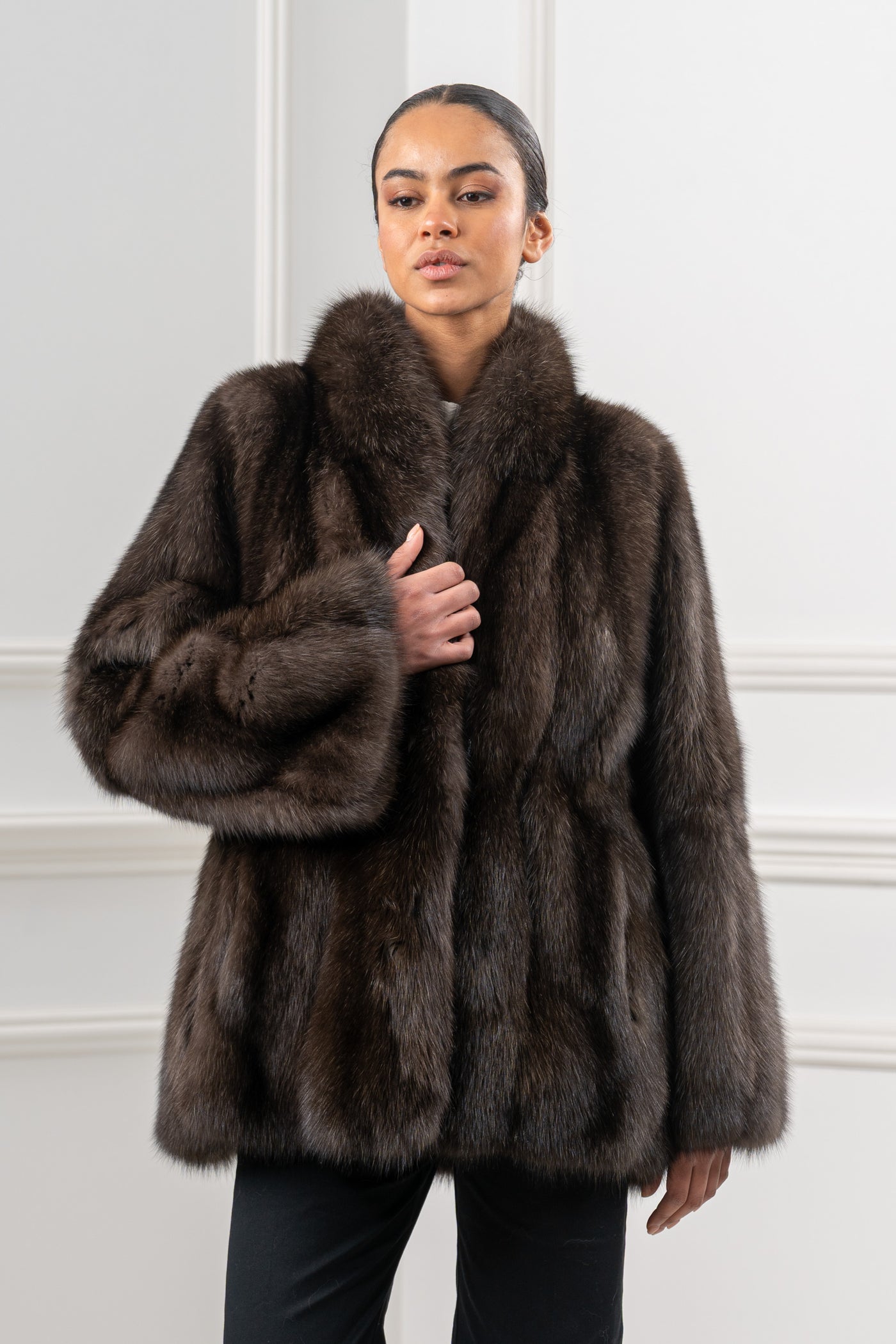 RUSSIAN SABLE CARBONIO SILVERY SKIN NATURAL LONG HAIR SHORT JACKET L1,7 S/S 26M6411