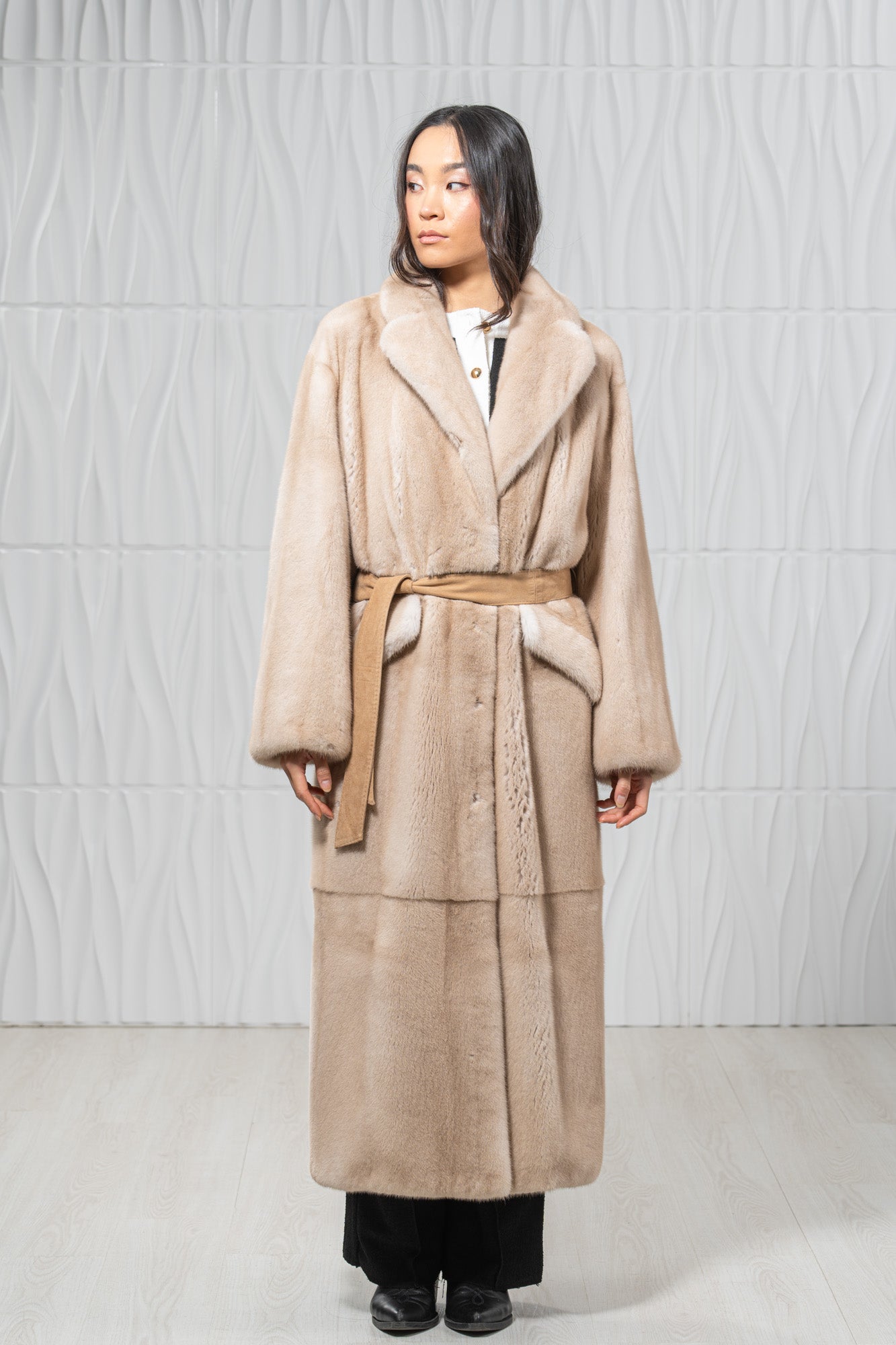 Palomino Mink Fur Coat - Women's Velvet Coat S/S 19M752Γ305