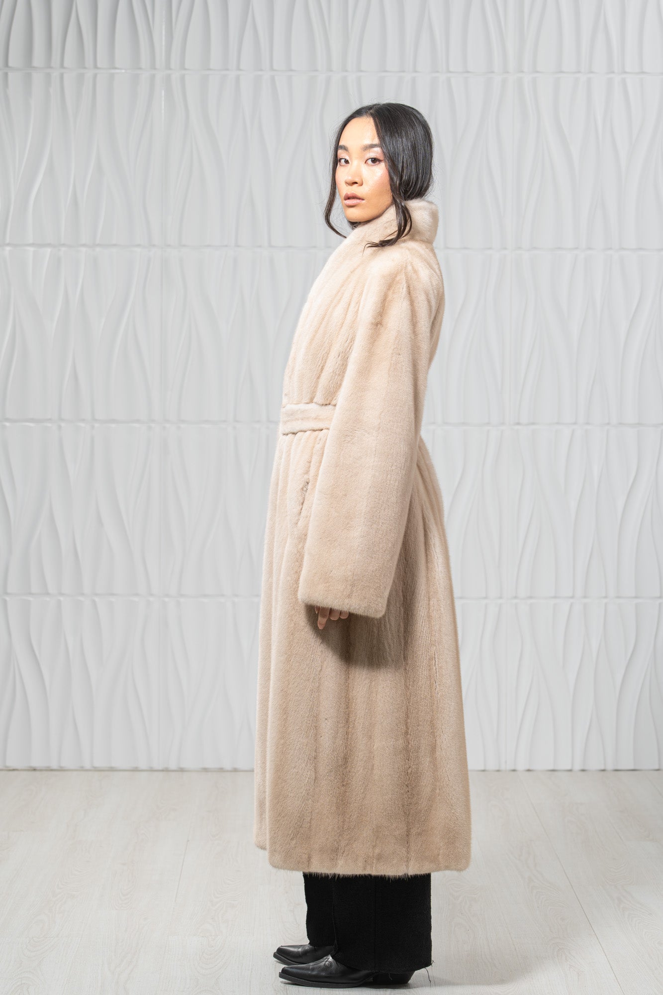 Palomino Mink Fur Coat - Women's Velvet Coat L/O 22M7950