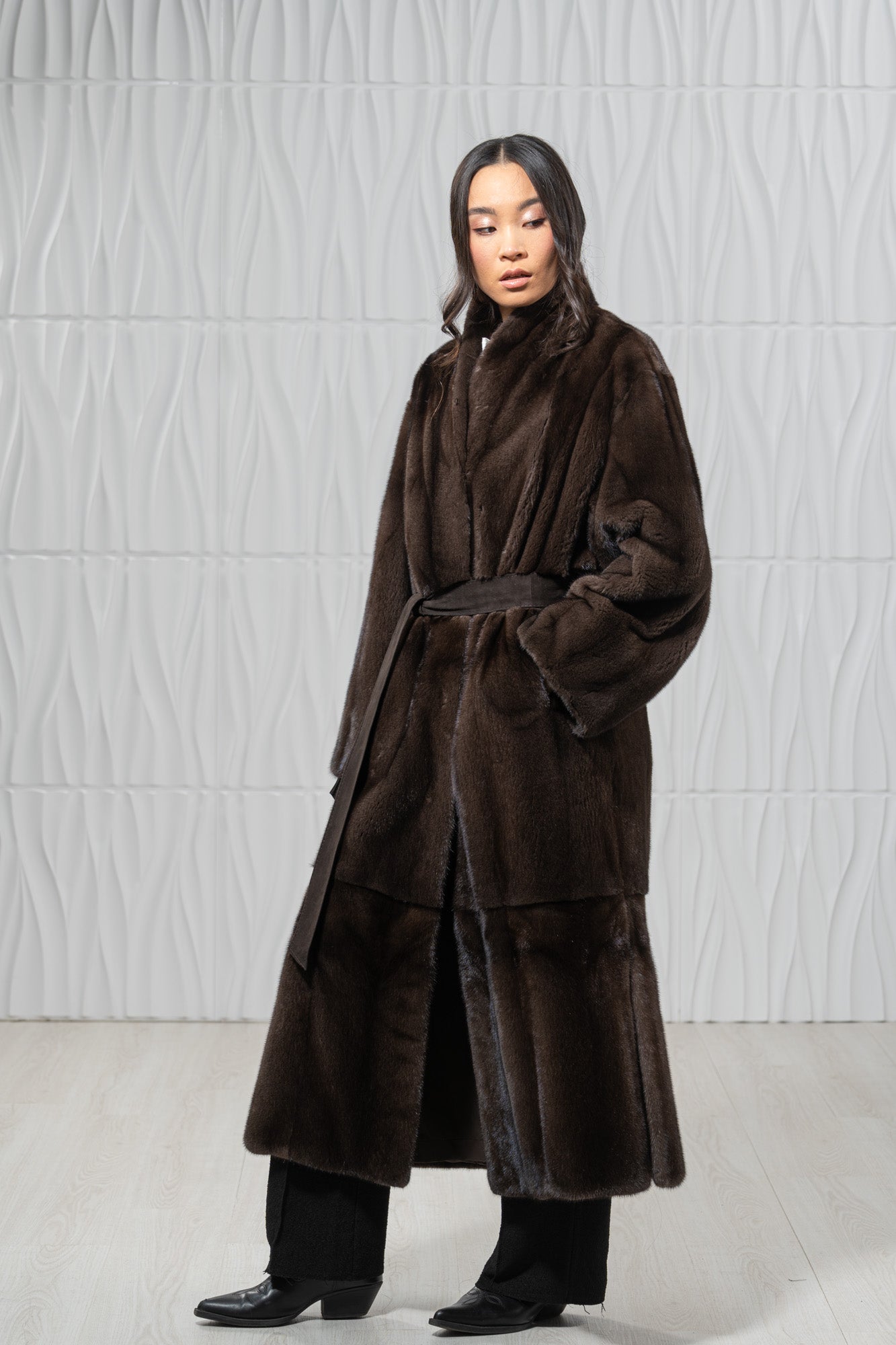 Star Light Mink Fur Coat - Women's Velvet Coat S/S 24M4133