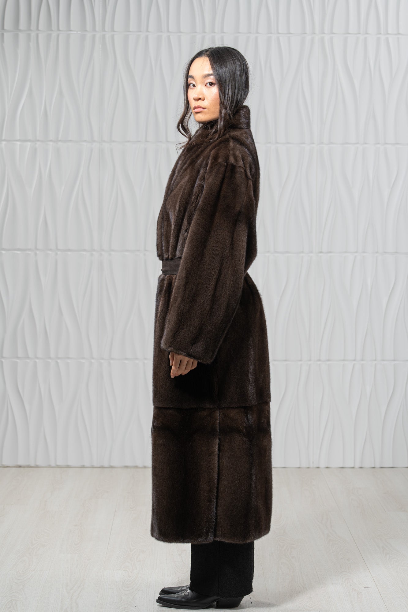 Star Light Mink Fur Coat - Women's Velvet Coat S/S 24M4133