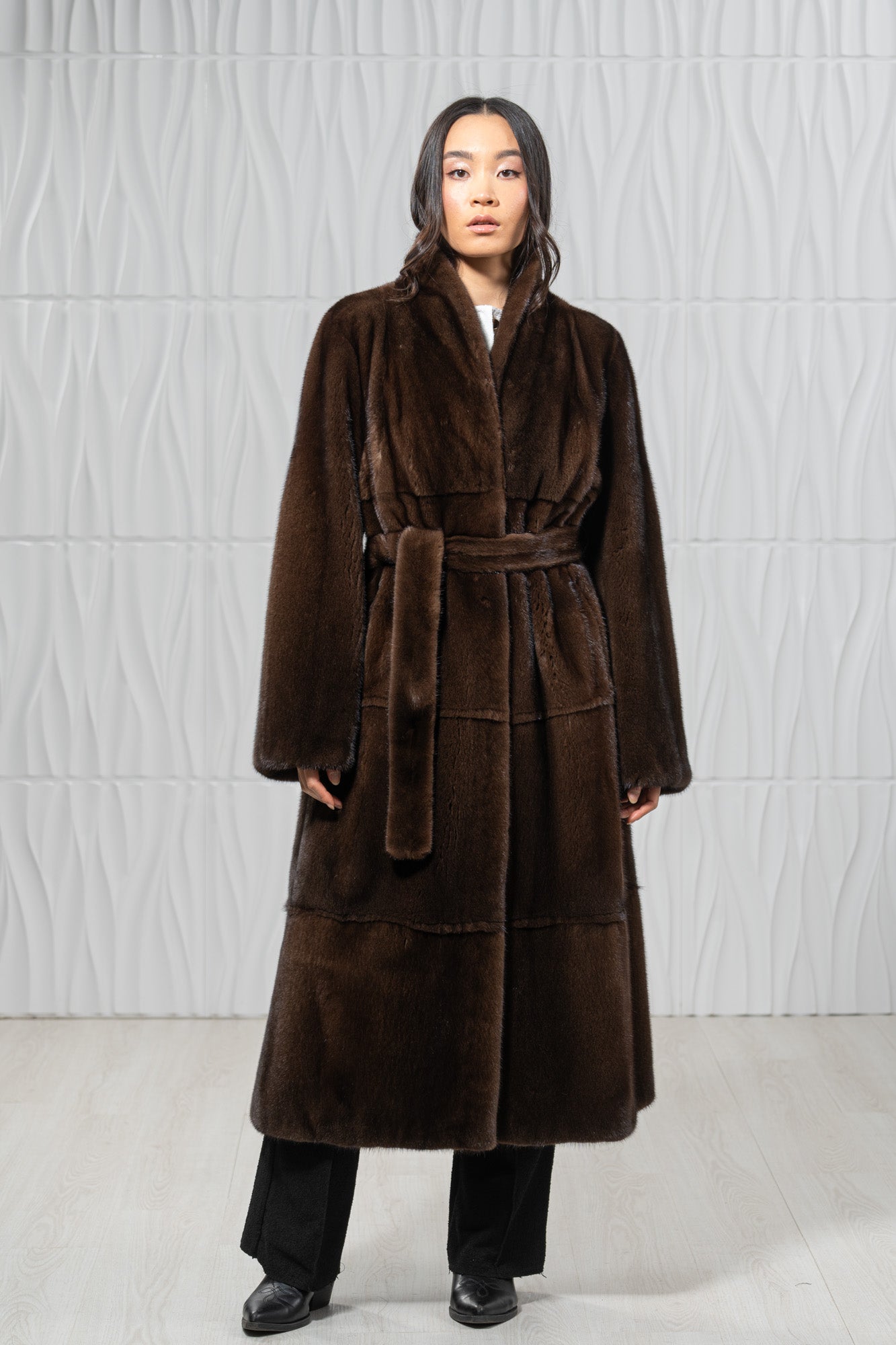 Brown Mink Fur Coat - Women's Velvet Coat S/S 22M7950