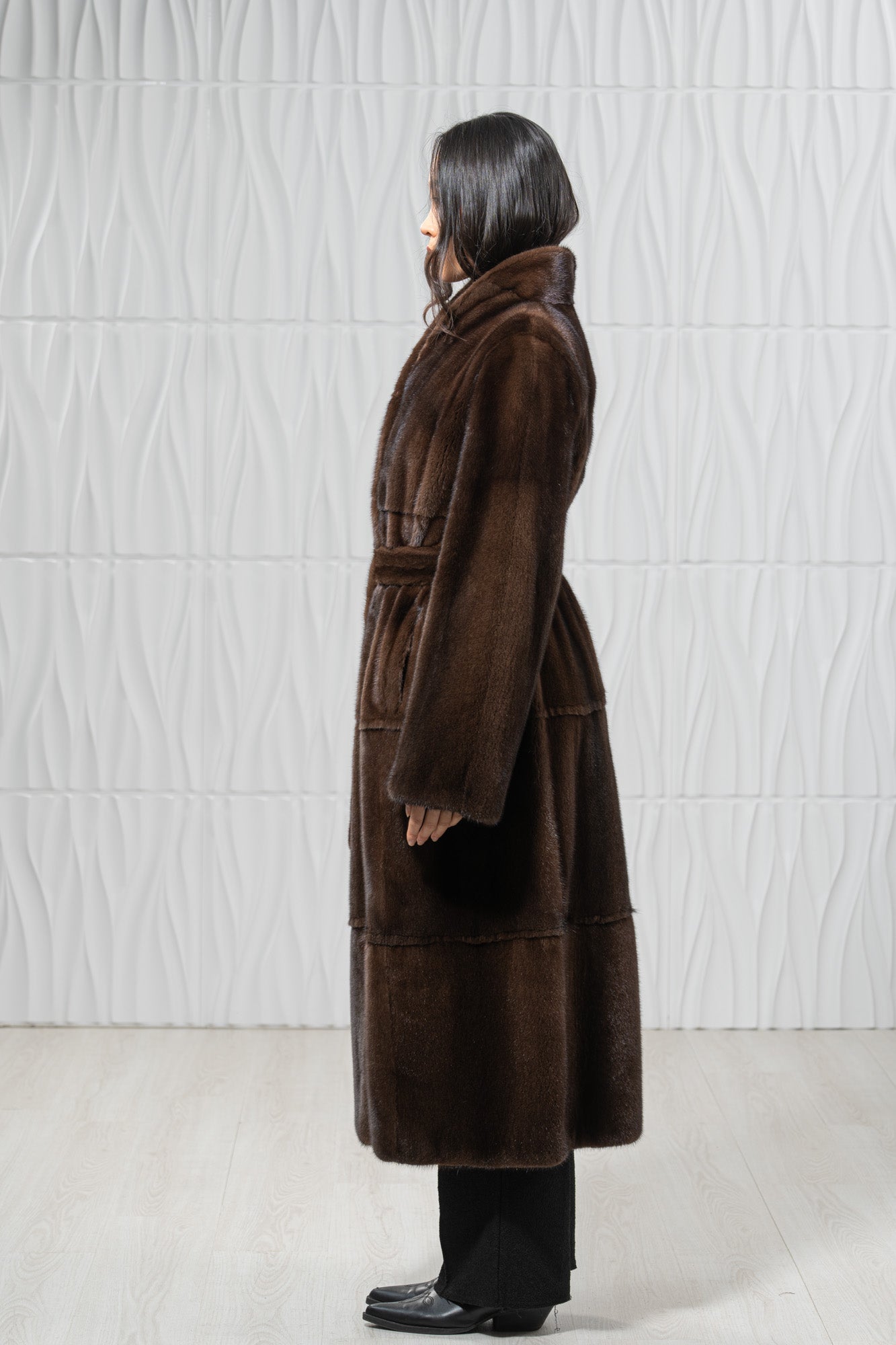 Brown Mink Fur Coat - Women's Velvet Coat S/S 22M7950