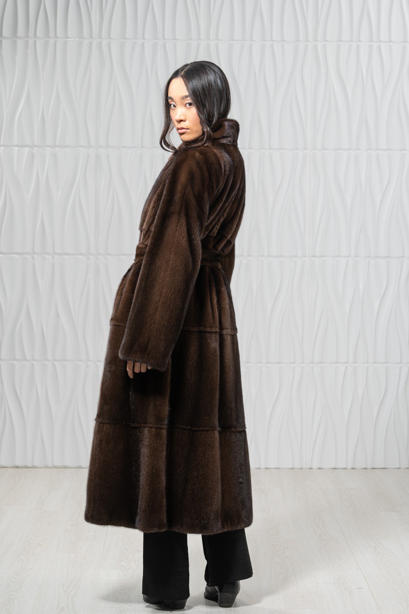 Brown Mink Fur Coat - Women's Velvet Coat S/S 22M7950