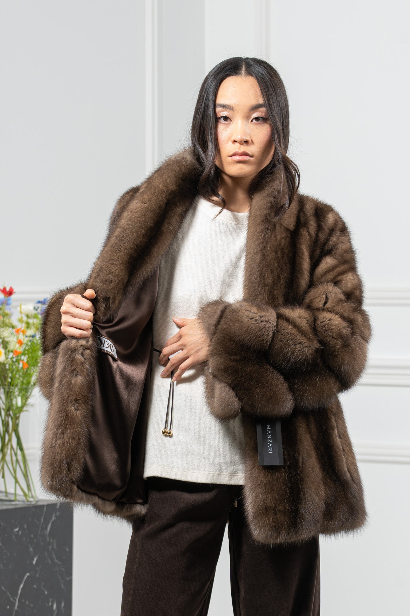 サブル毛皮ショートコート sable Russian Sable Platinum Skin Natural Long Hair Short Jacket L1,7 S
