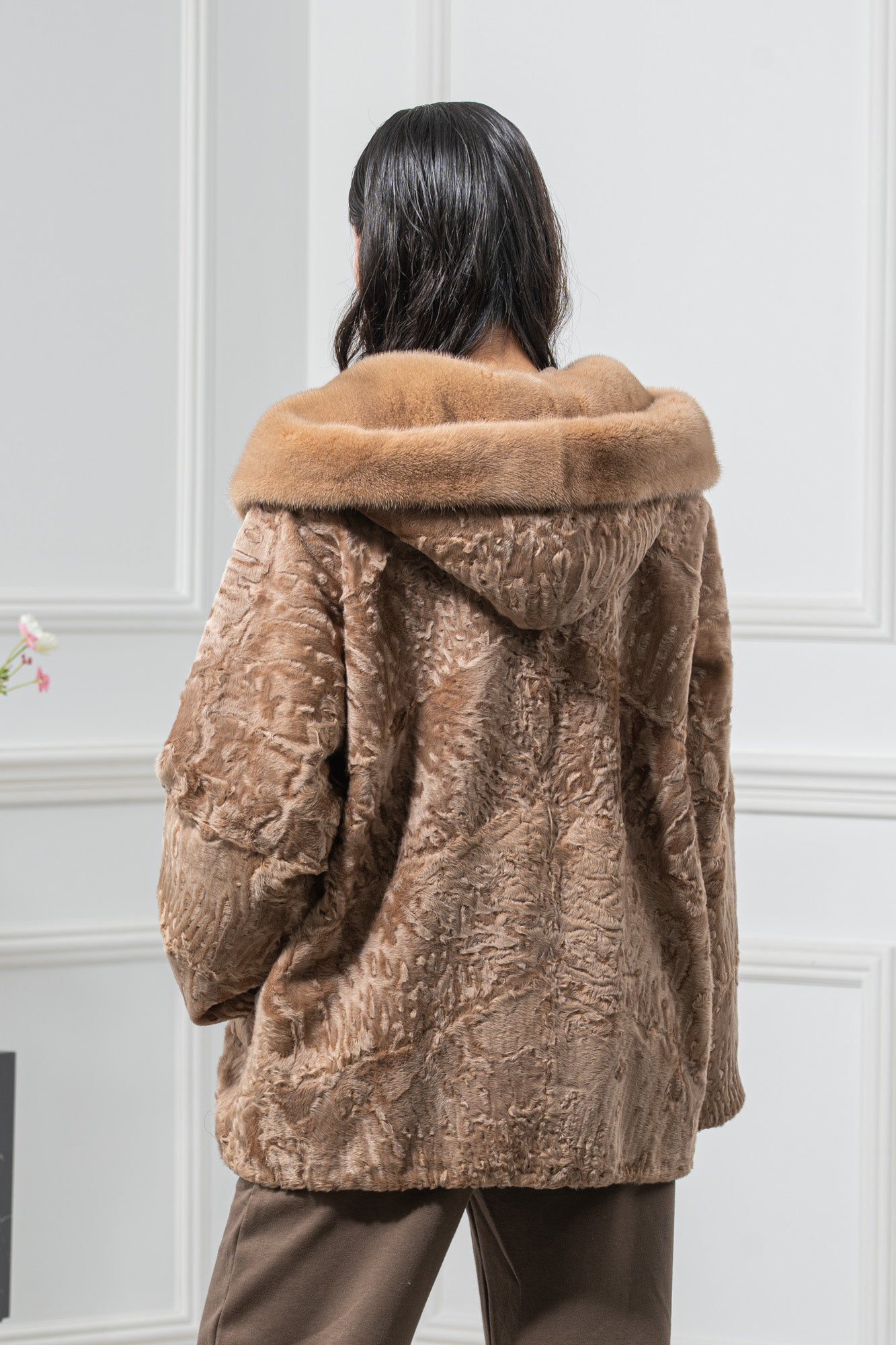 Swakara Skin Caffe Latte Long Hair Short Jacket Hood A/K 20M663